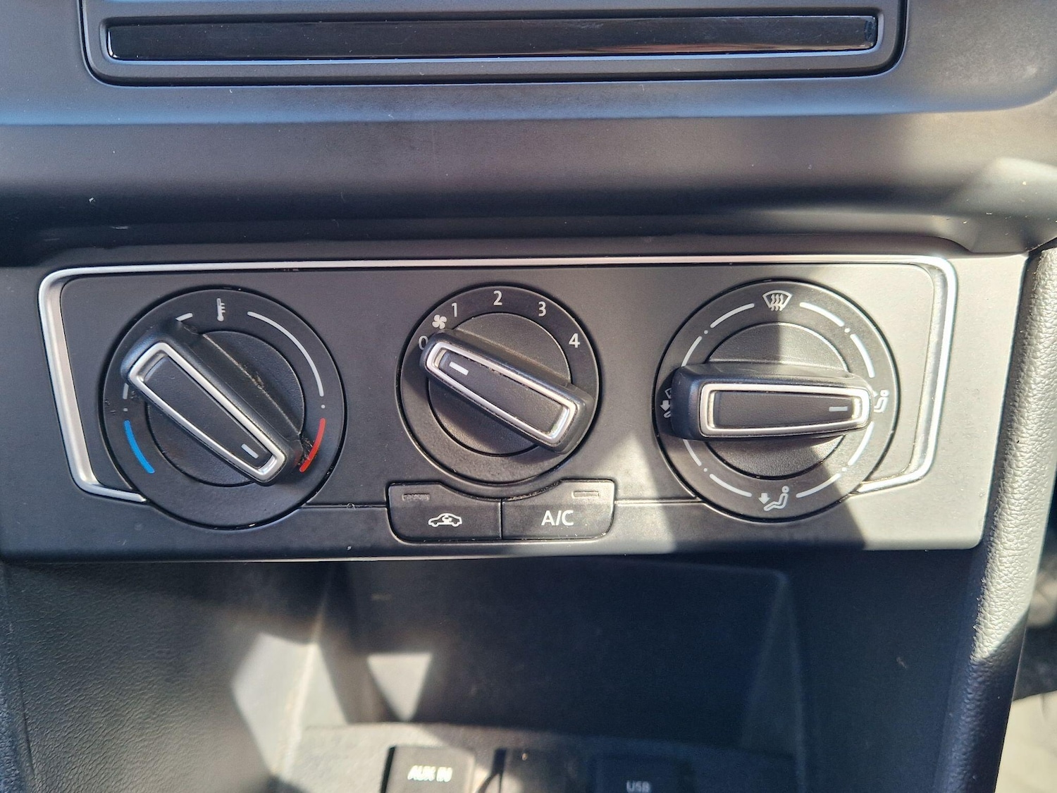 Used Volkswagen Polo for sale - 78136045: Photo 48