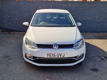 Used Volkswagen Polo 2015 for sale - 78136045: Photo