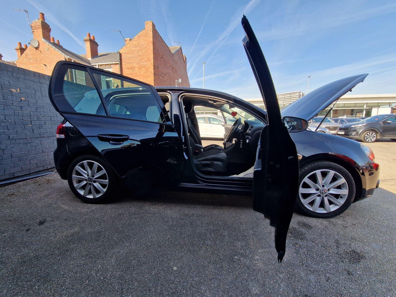 Used Volkswagen Golf 2010 for sale - 77939803: Photo 16