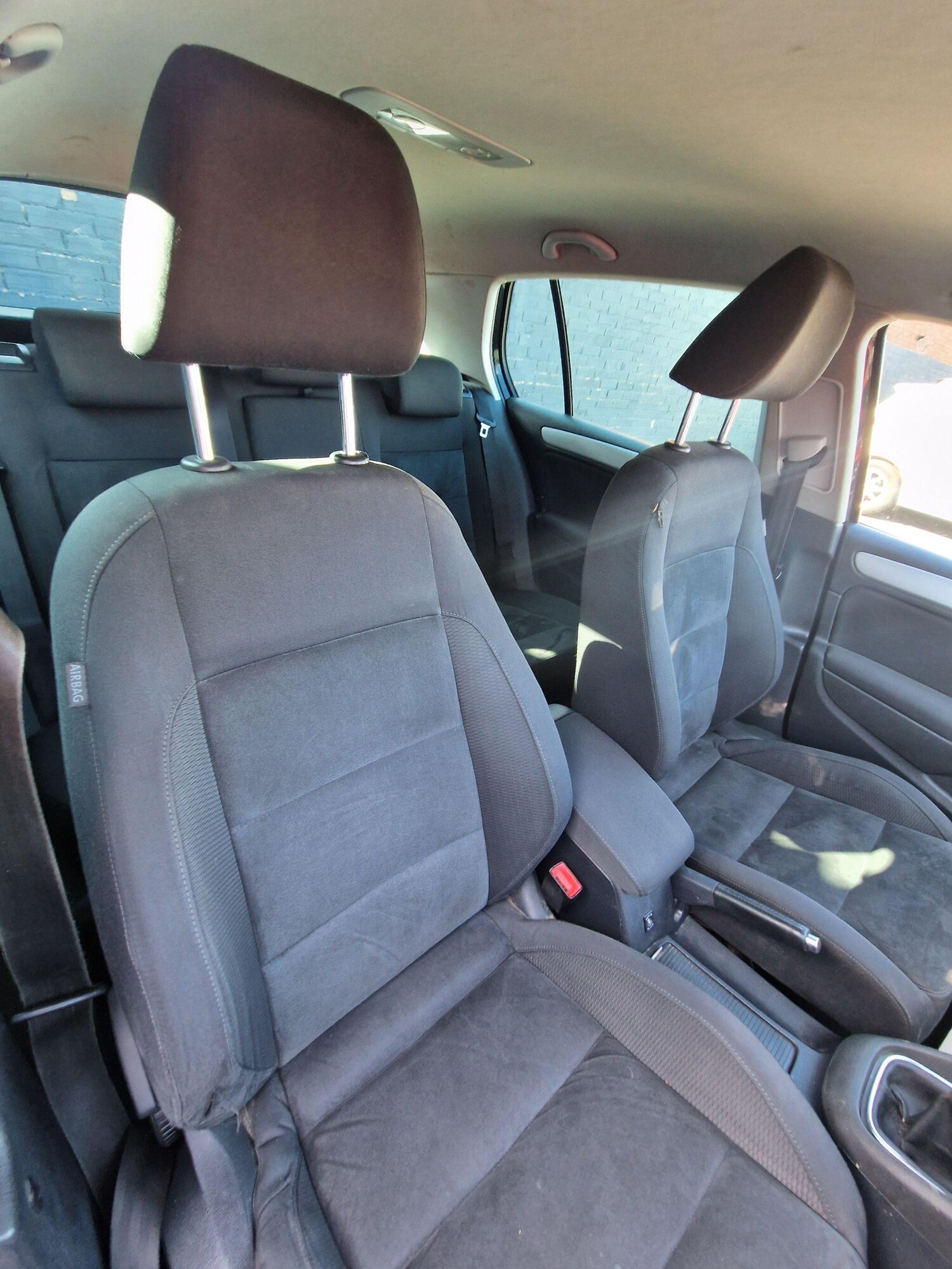 Used Volkswagen Golf 2010 for sale - 77939803: Photo 25