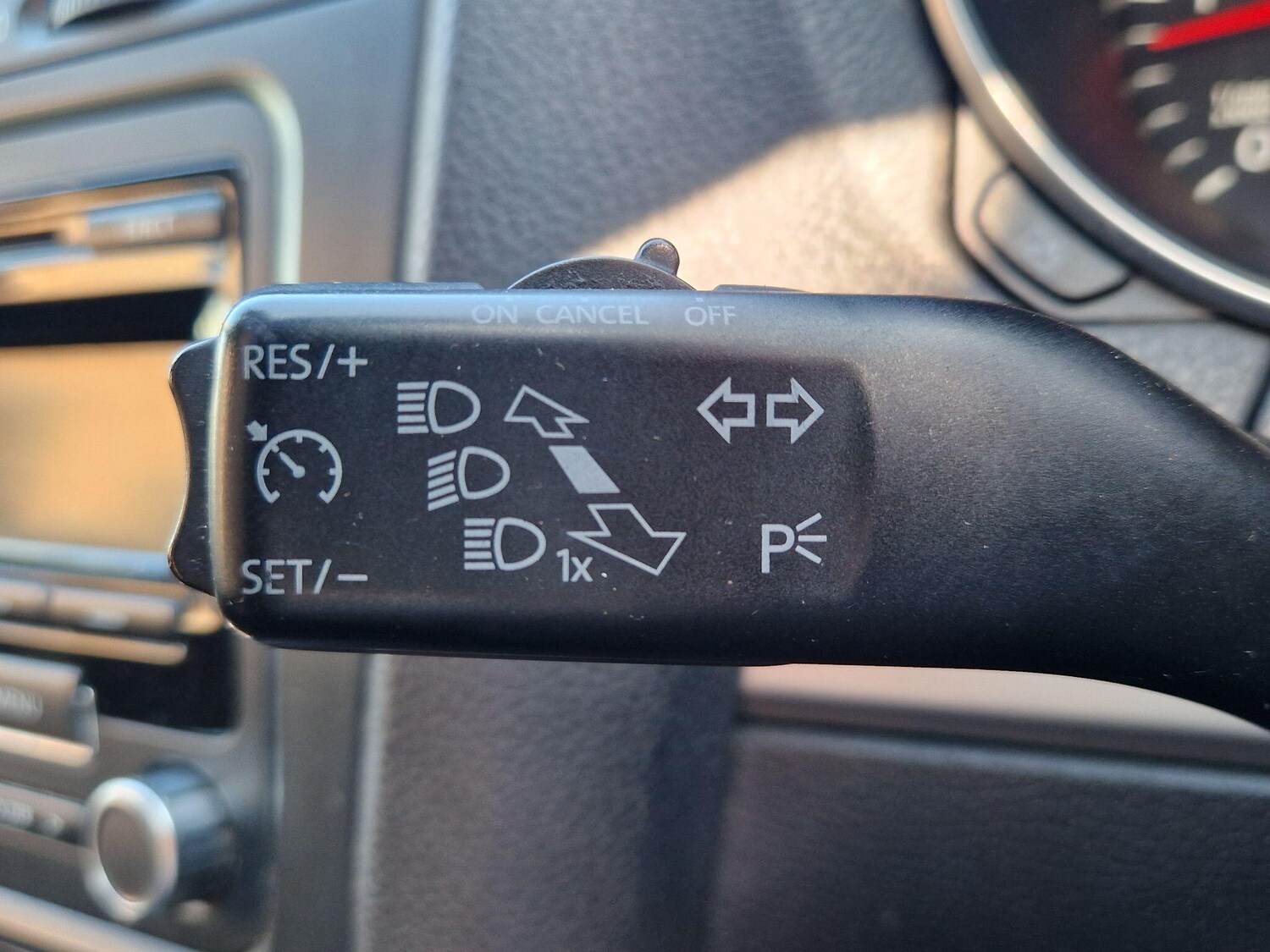 Used Volkswagen Golf 2010 for sale - 77939803: Photo 40