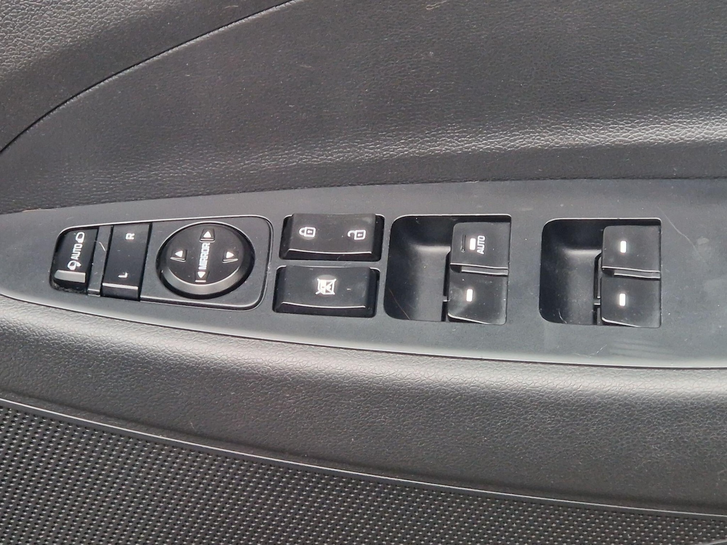 Used Hyundai TUCSON 2015 for sale - 77377612: Photo 32