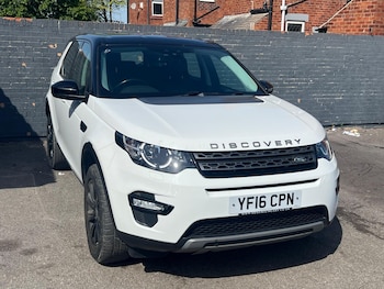 Used Land Rover Discovery Sport 2016 for sale - 78704710: Photo