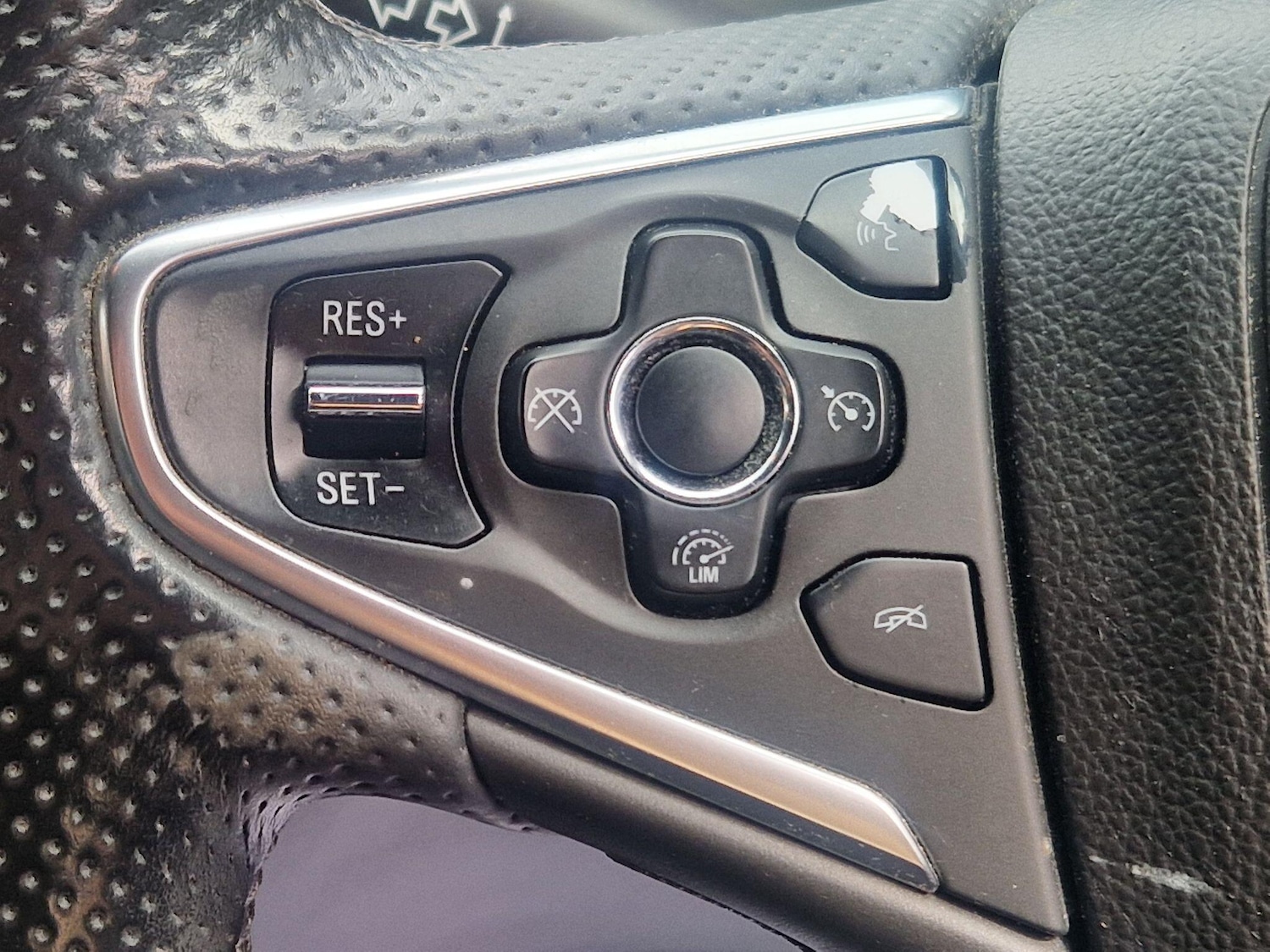 Used Vauxhall Insignia 2014 for sale - 76849944: Photo 47