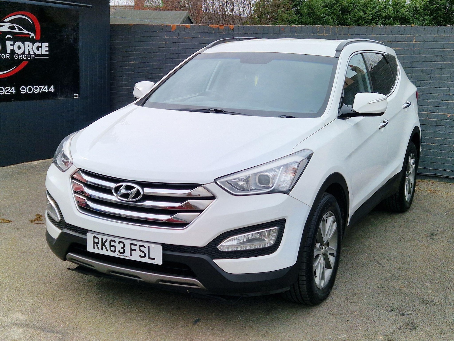 Used Hyundai Santa Fe 2013 for sale - 77853841: Photo 5