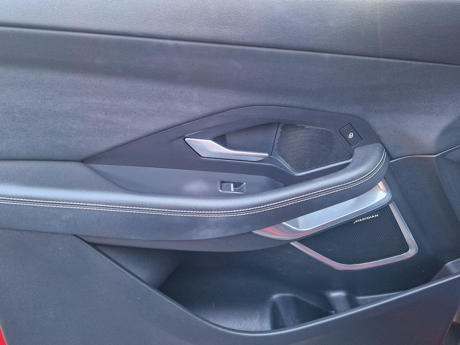 Used Jaguar E-Pace 2018 for sale - 76936200: Photo 39