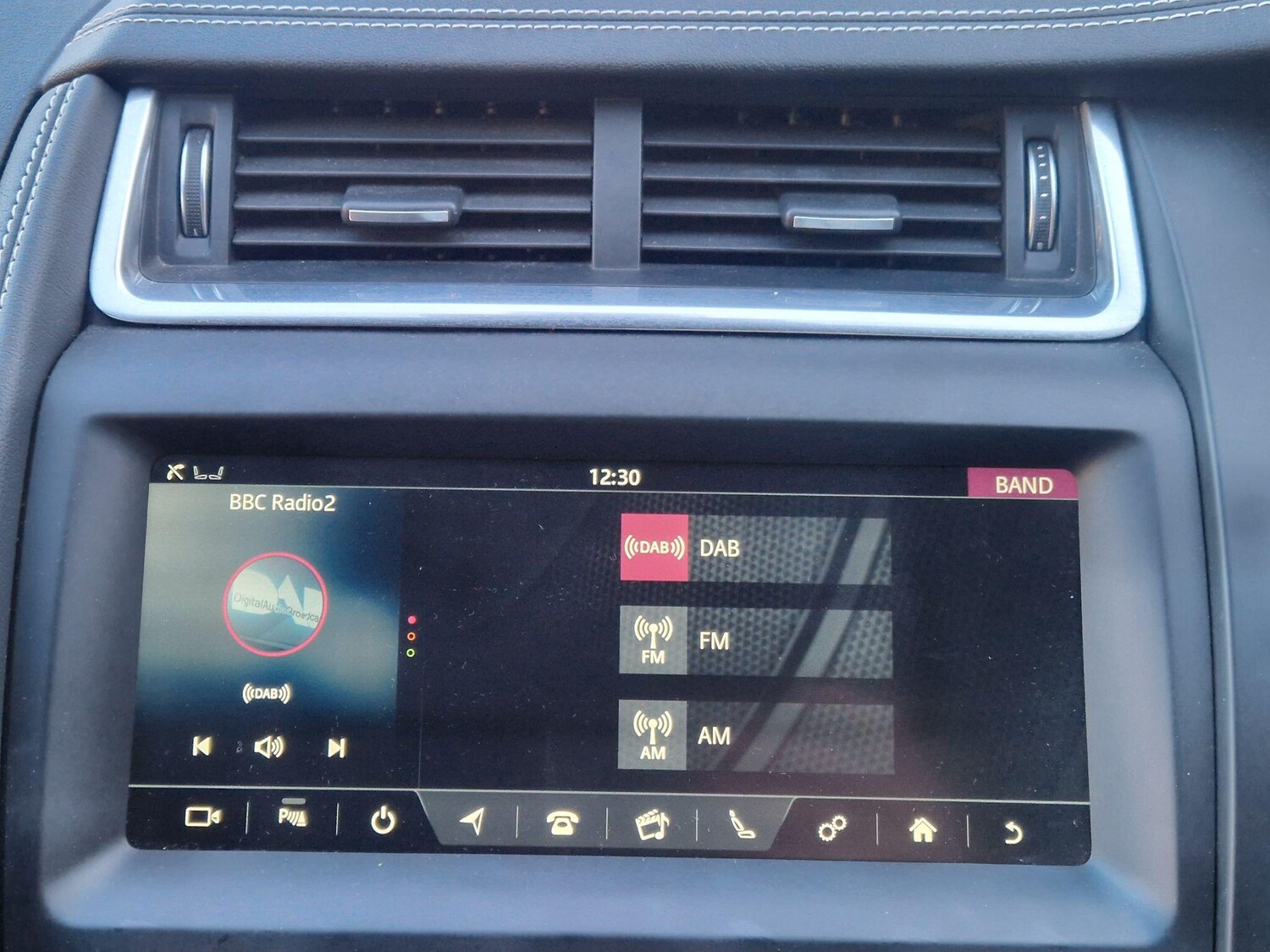 Used Jaguar E-Pace 2018 for sale - 76936200: Photo 44