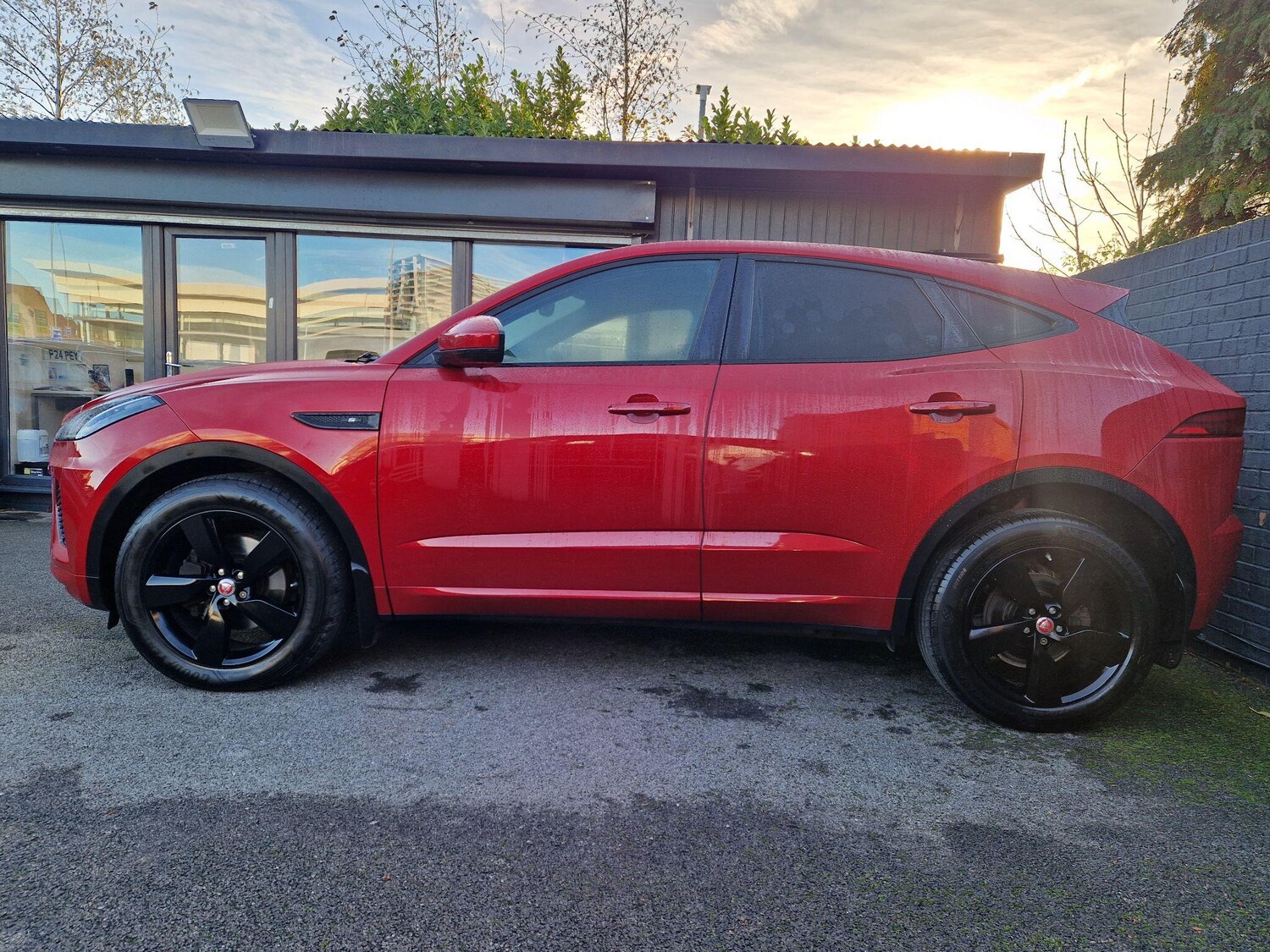 Used Jaguar E-Pace 2018 for sale - 76936200: Photo 6