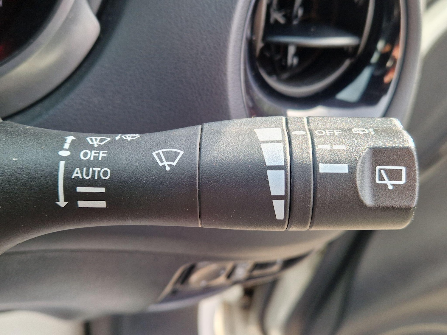 Used Nissan Juke 2014 for sale - 78203774: Photo 46