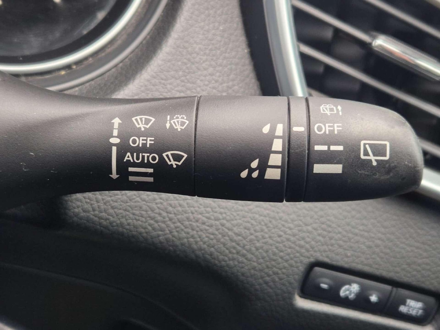 Used Nissan Qashqai 2017 for sale - 76781982: Photo 44