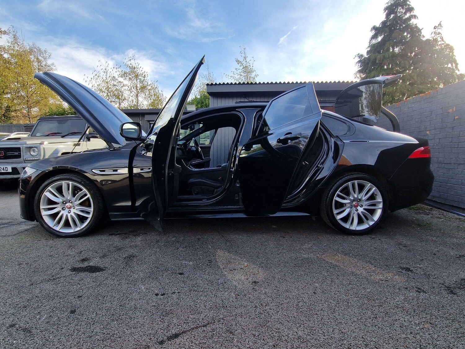 Used Jaguar XF 2017 for sale - 77658555: Photo 15