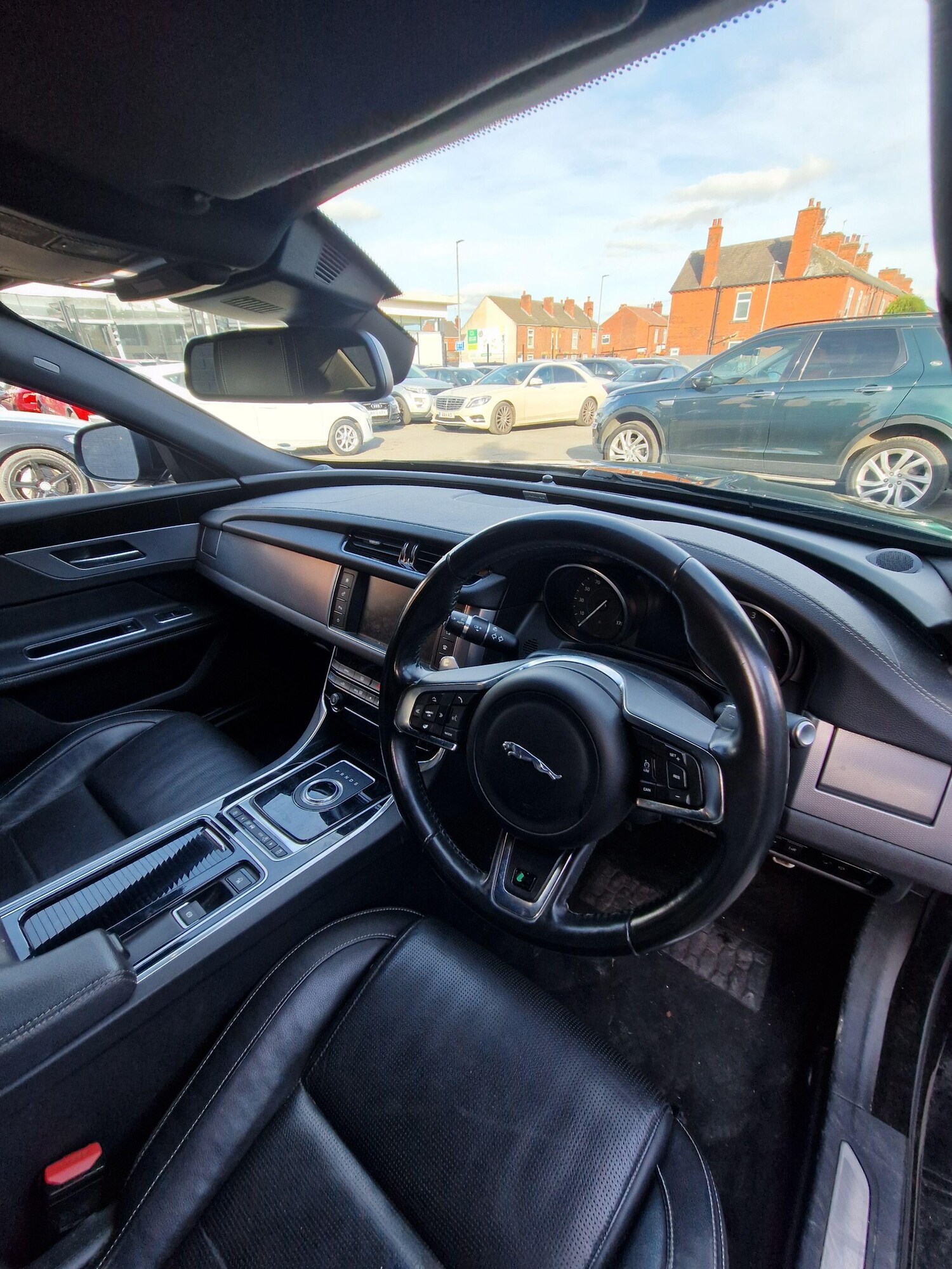 Used Jaguar XF 2017 for sale - 77658555: Photo 28