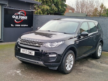 Used Land Rover Discovery Sport 2017 for sale - 78430399: Photo