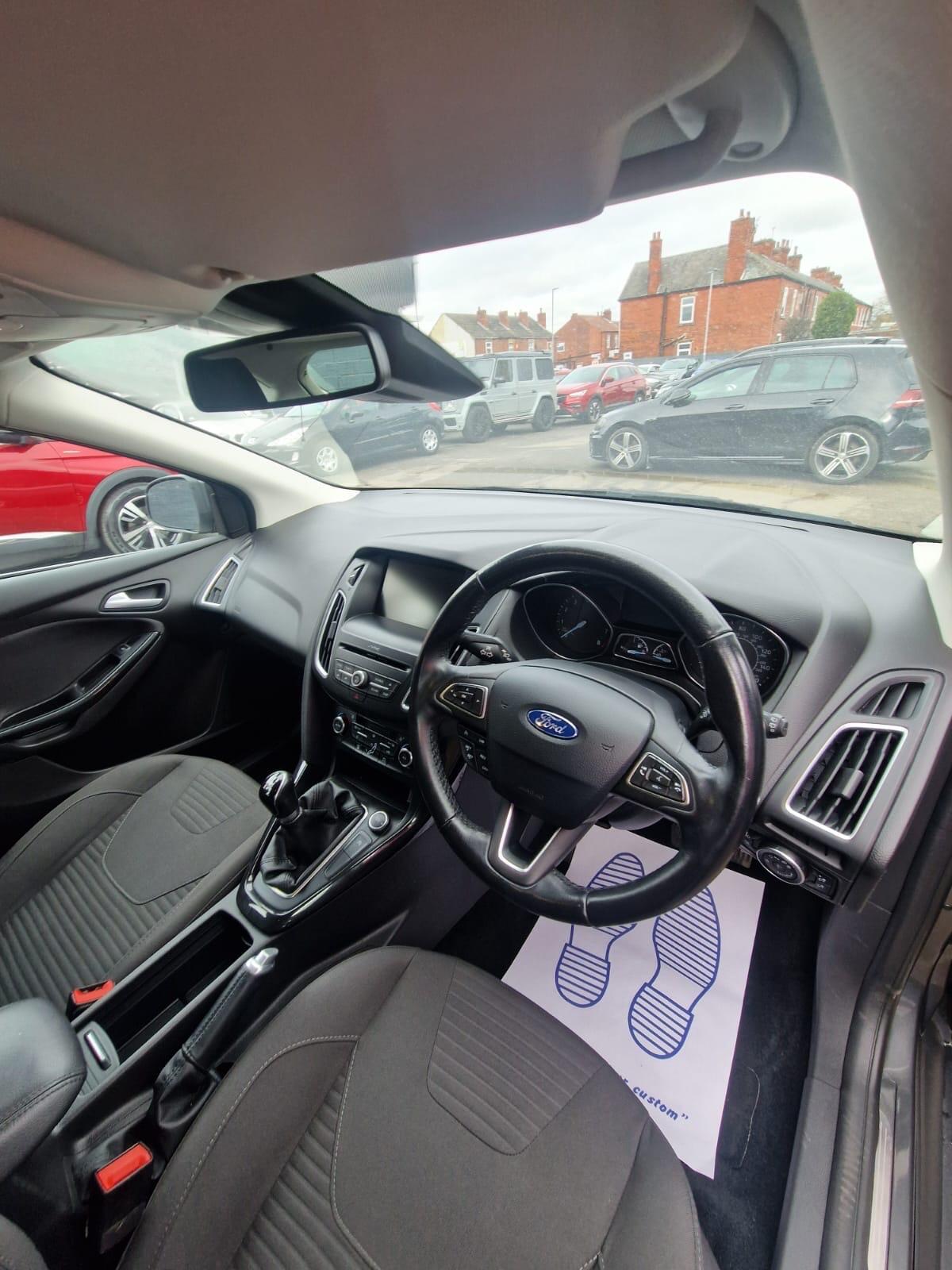 Used Ford Focus for sale - 77784496: Photo 28