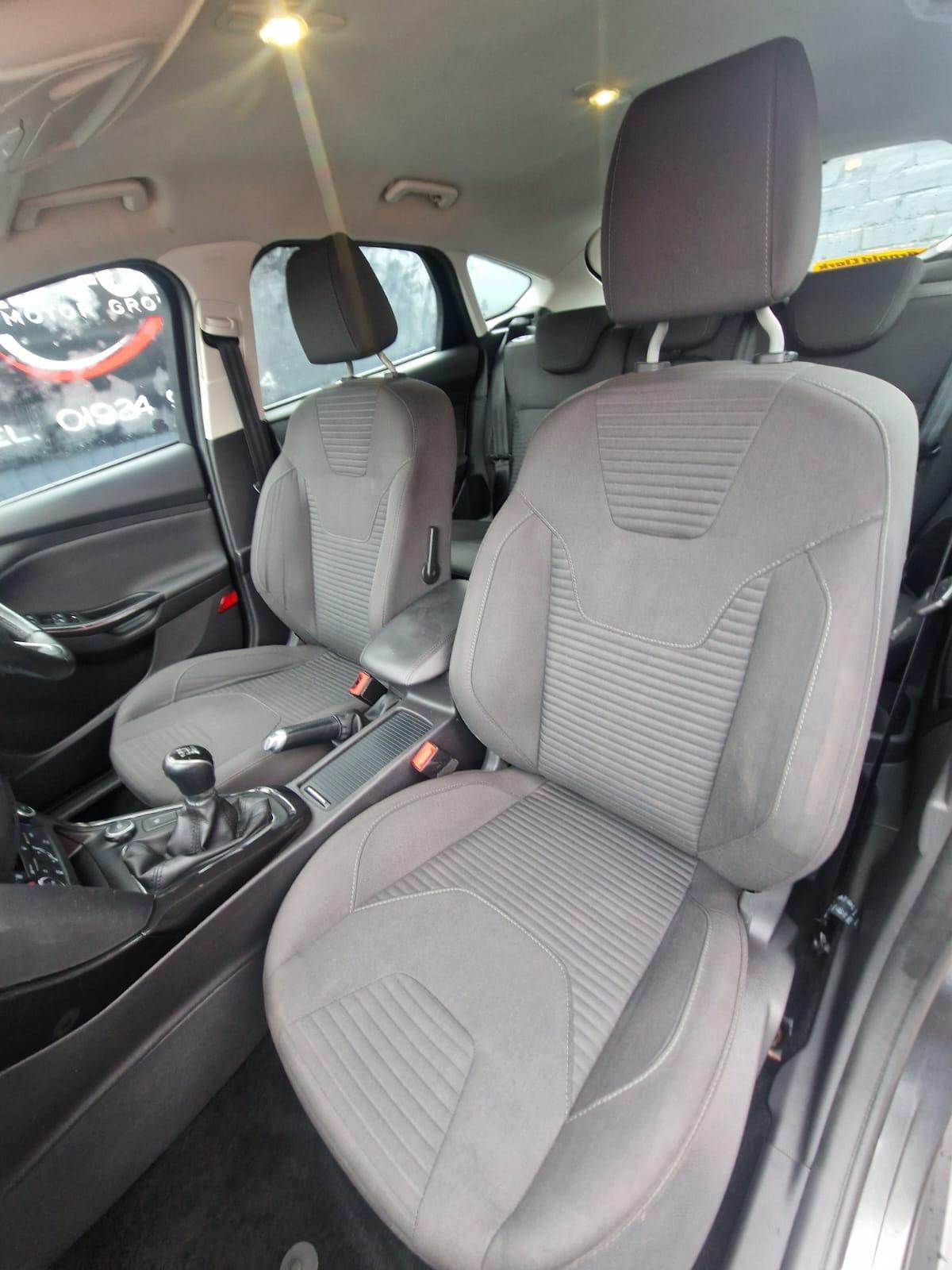 Used Ford Focus for sale - 77784496: Photo 37