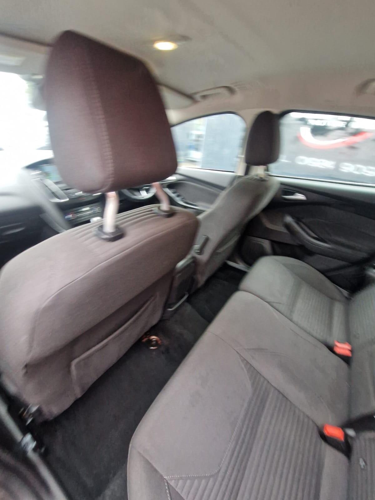 Used Ford Focus for sale - 77784496: Photo 39