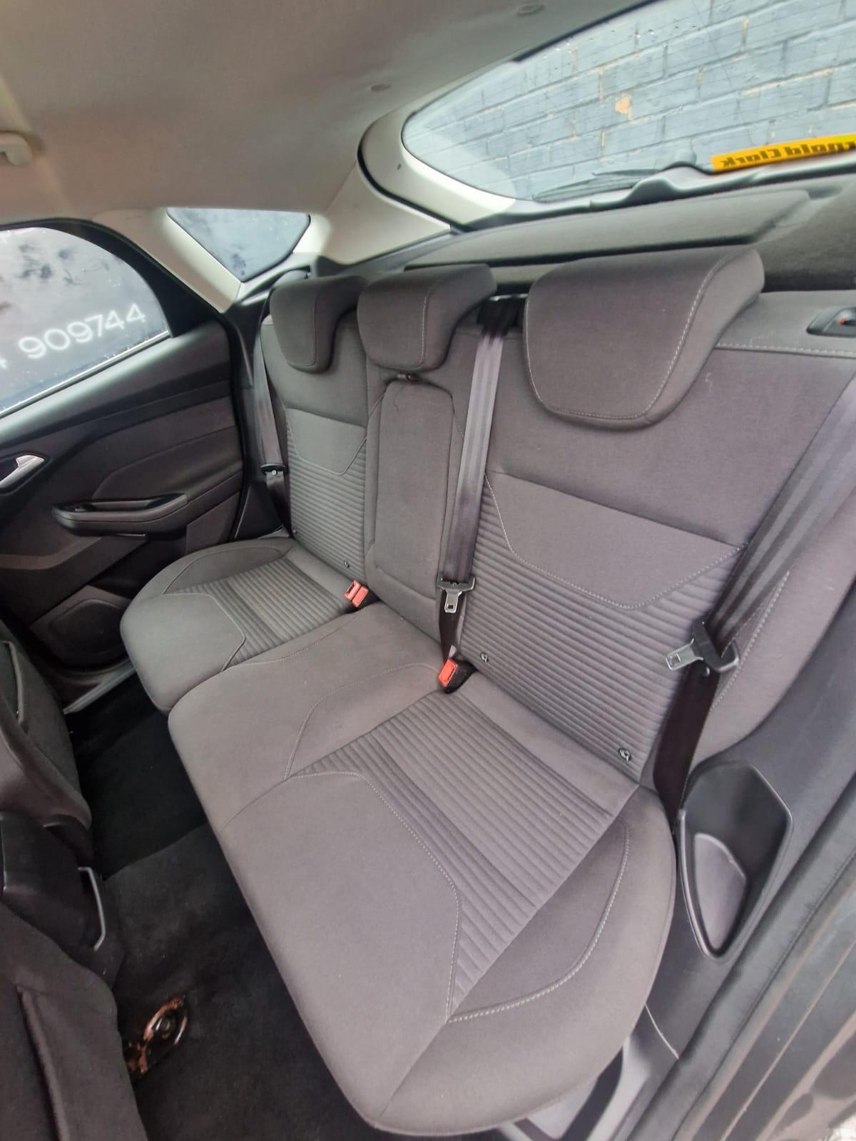 Used Ford Focus for sale - 77784496: Photo 40