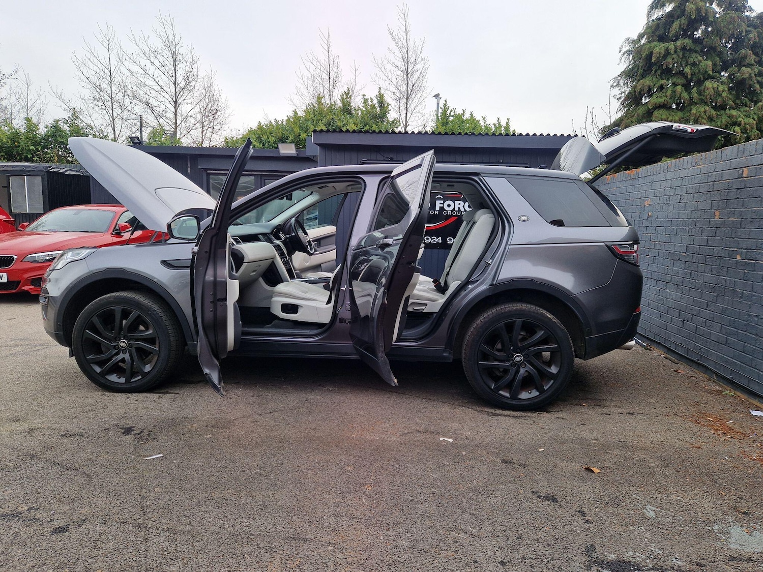 Used Land Rover Discovery Sport 2015 for sale - 77994340: Photo 15