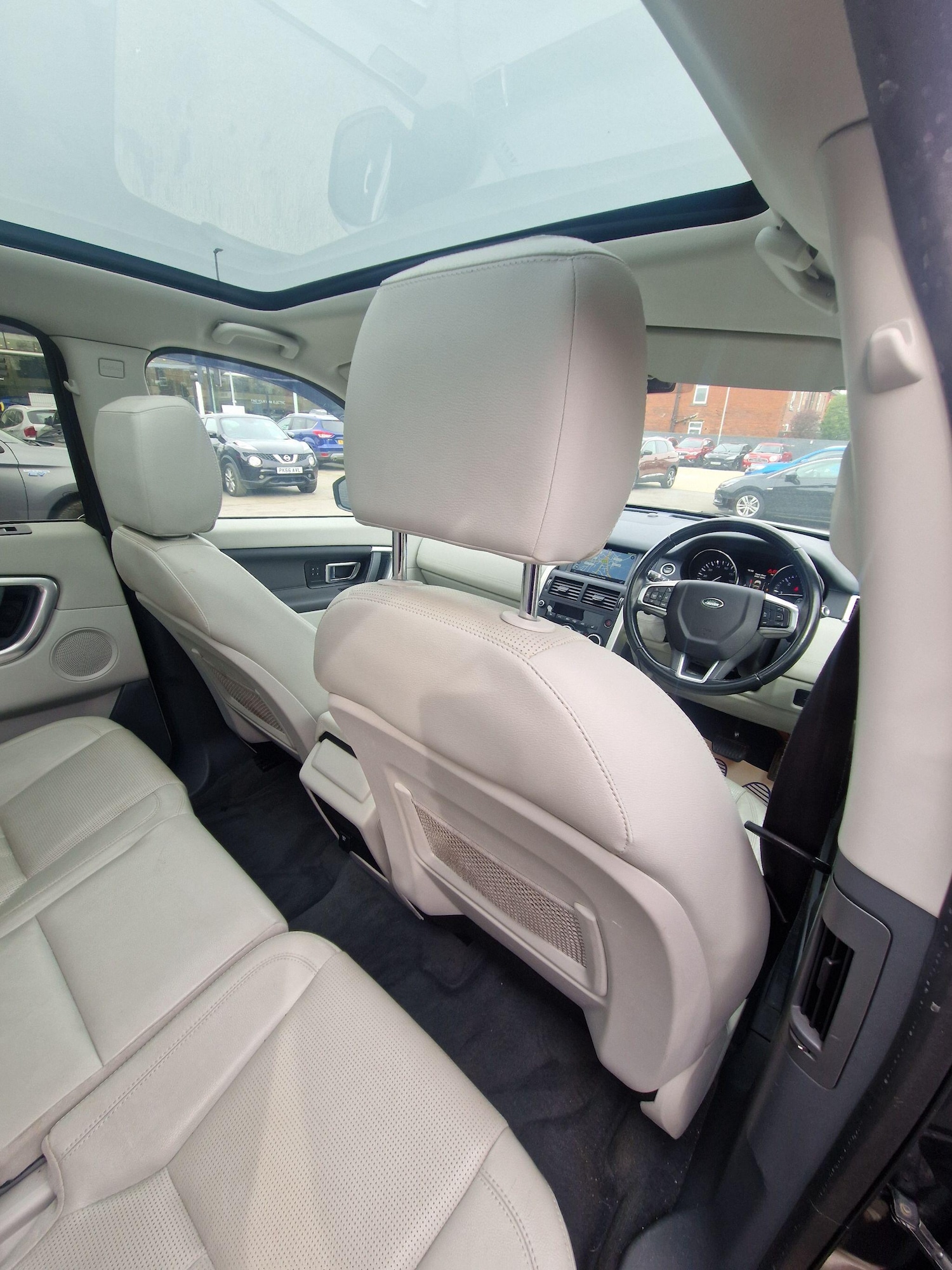 Used Land Rover Discovery Sport 2015 for sale - 77994340: Photo 33