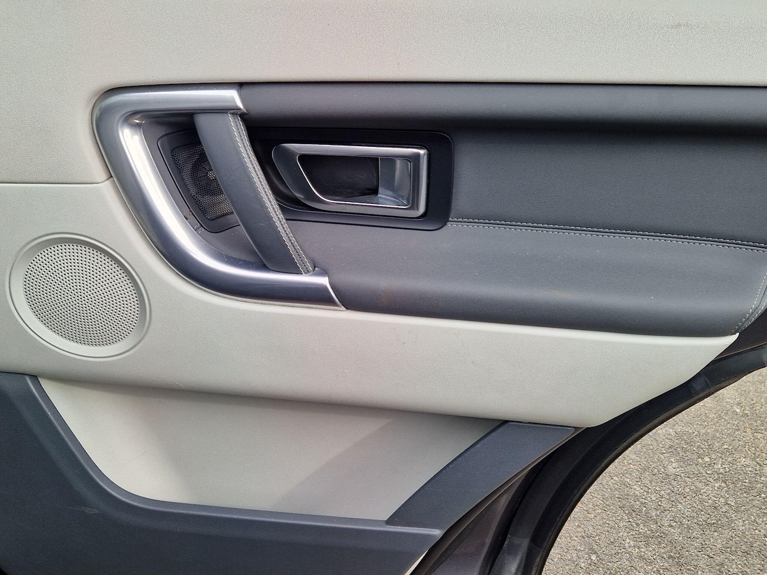 Used Land Rover Discovery Sport 2015 for sale - 77994340: Photo 34