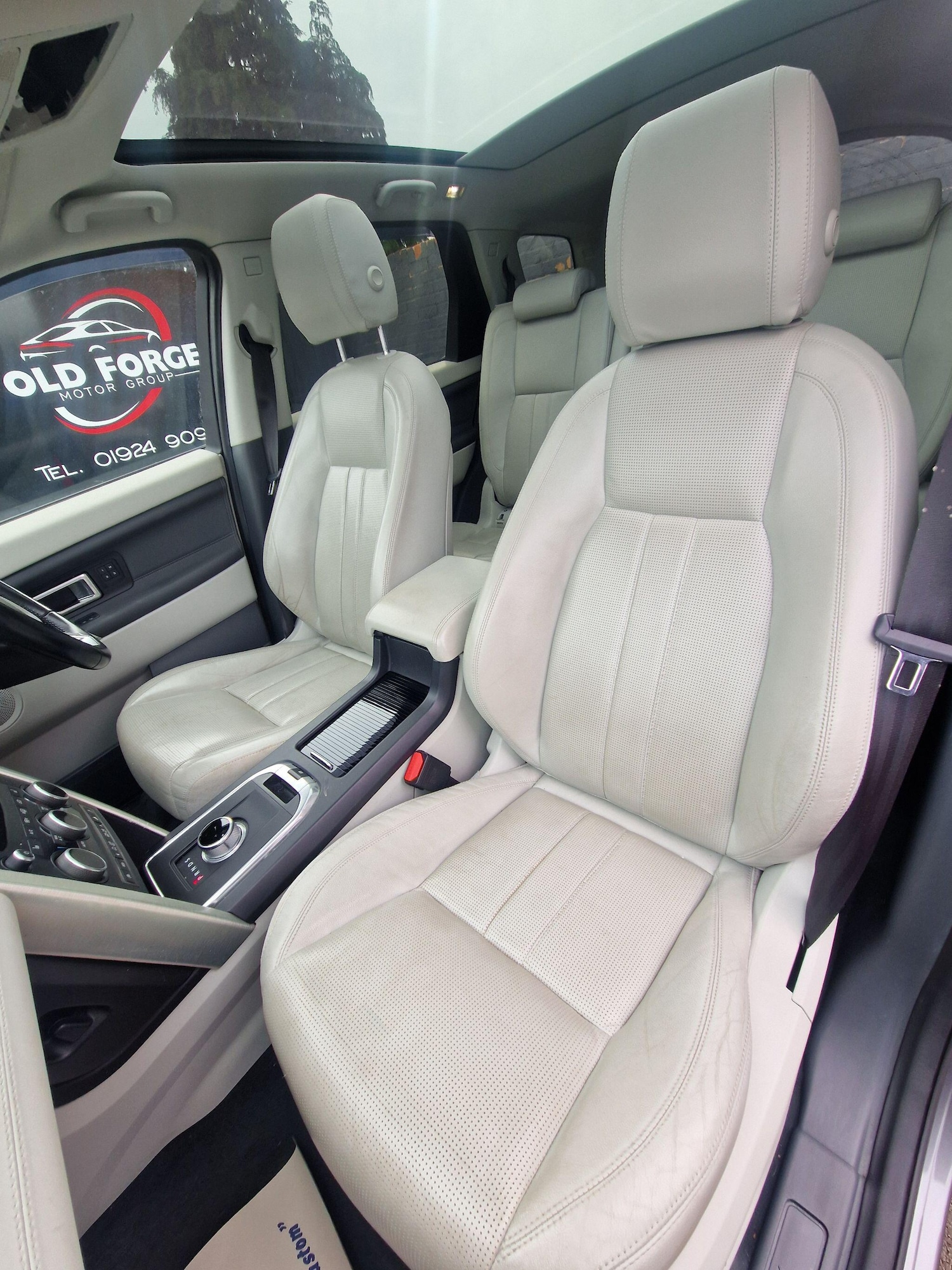 Used Land Rover Discovery Sport 2015 for sale - 77994340: Photo 36