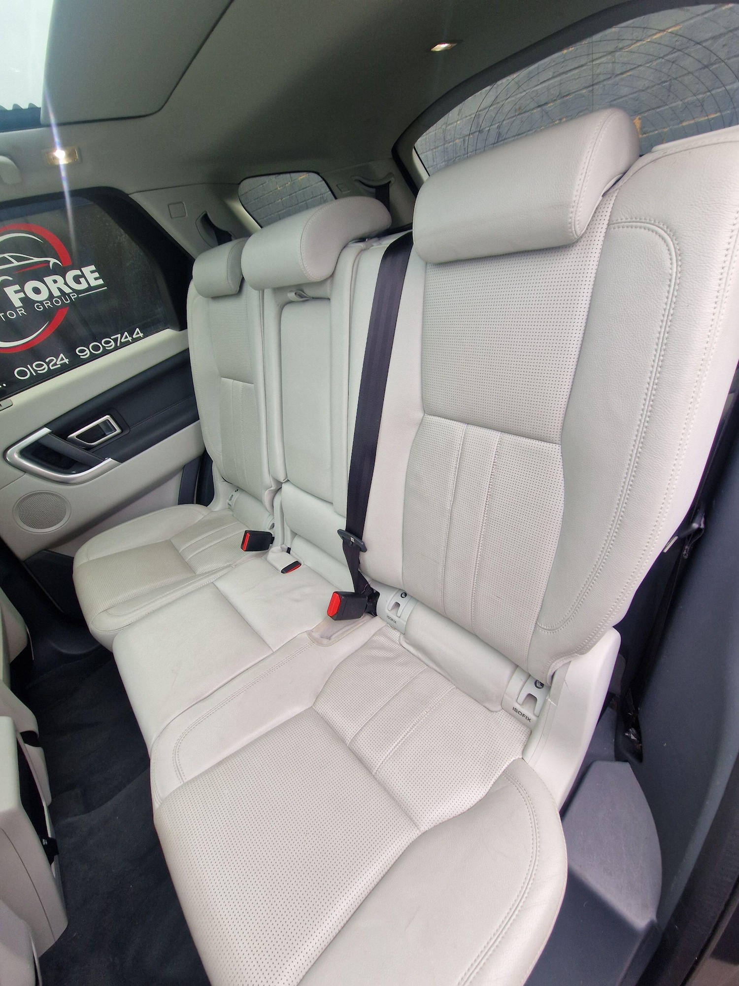 Used Land Rover Discovery Sport 2015 for sale - 77994340: Photo 39