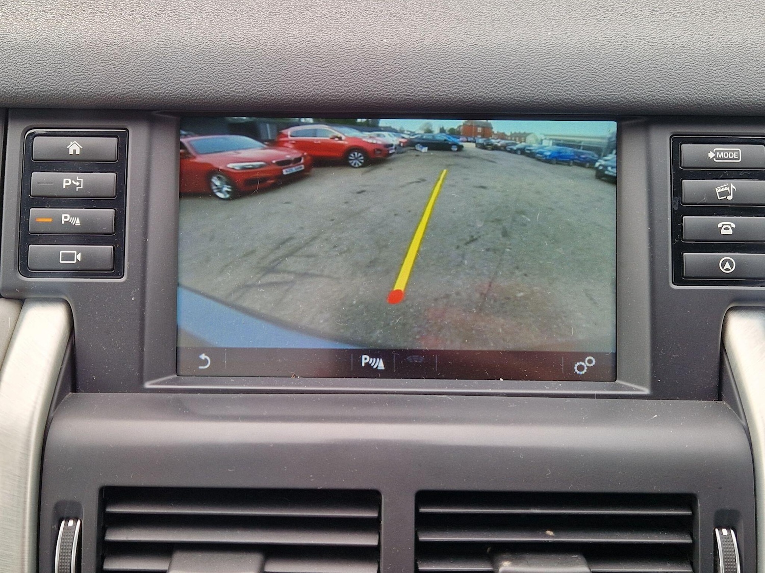 Used Land Rover Discovery Sport 2015 for sale - 77994340: Photo 44