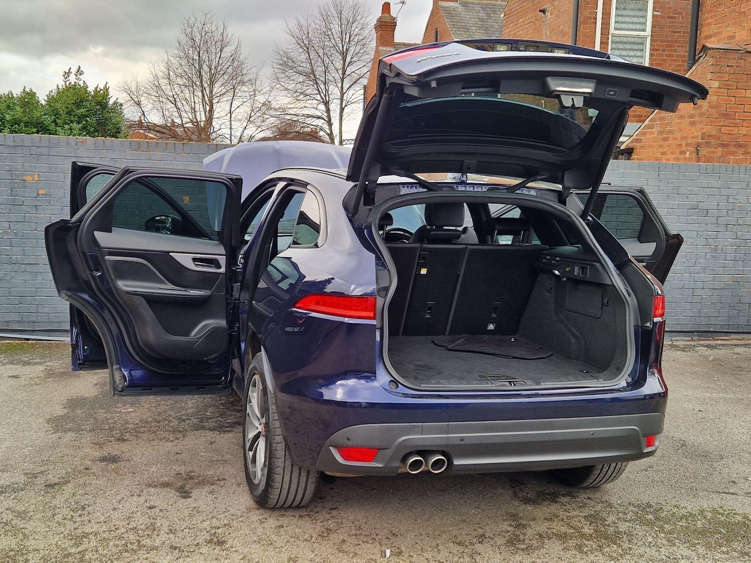 Used Jaguar F-Pace 2016 for sale - 77657925: Photo 19