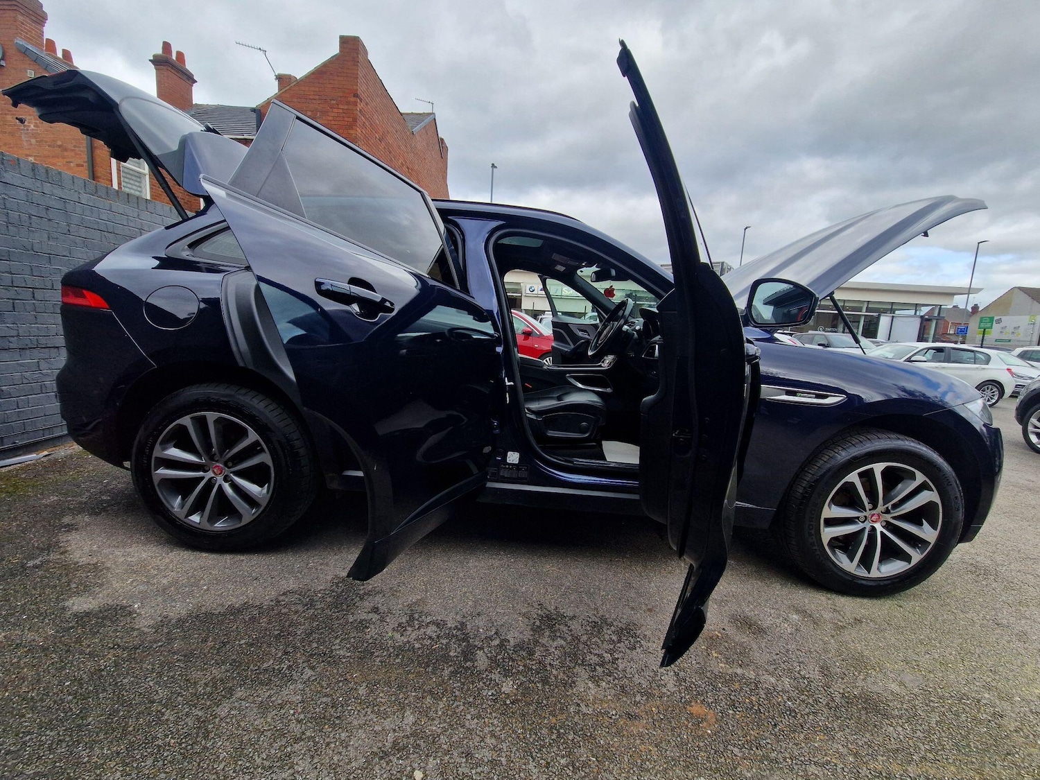 Used Jaguar F-Pace 2016 for sale - 77657925: Photo 22