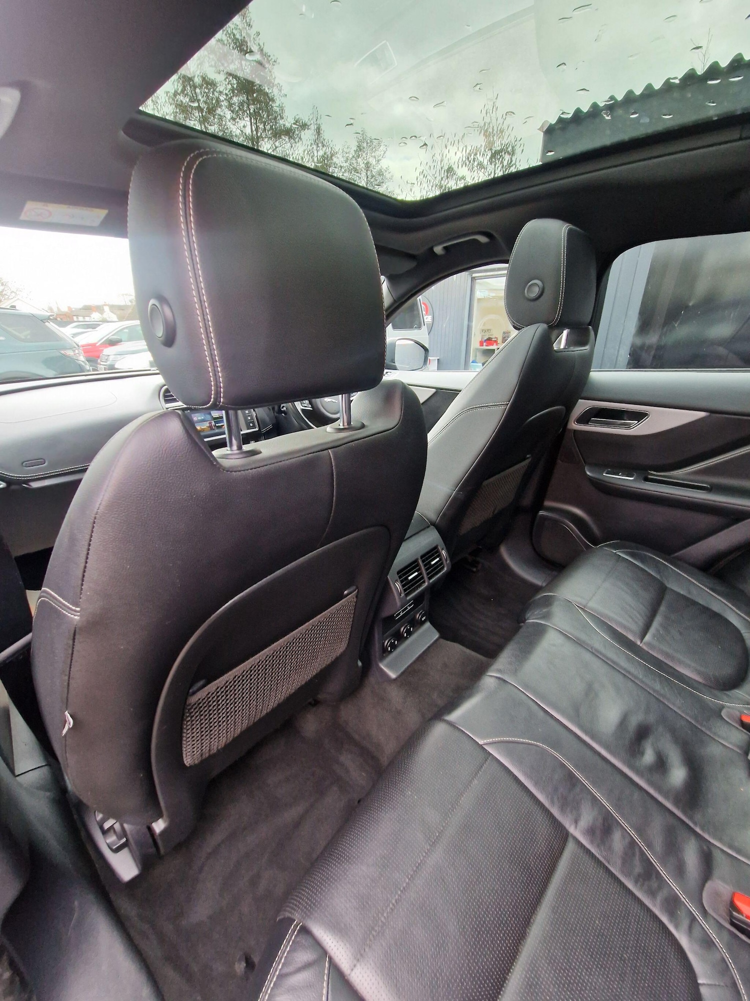 Used Jaguar F-Pace 2016 for sale - 77657925: Photo 40