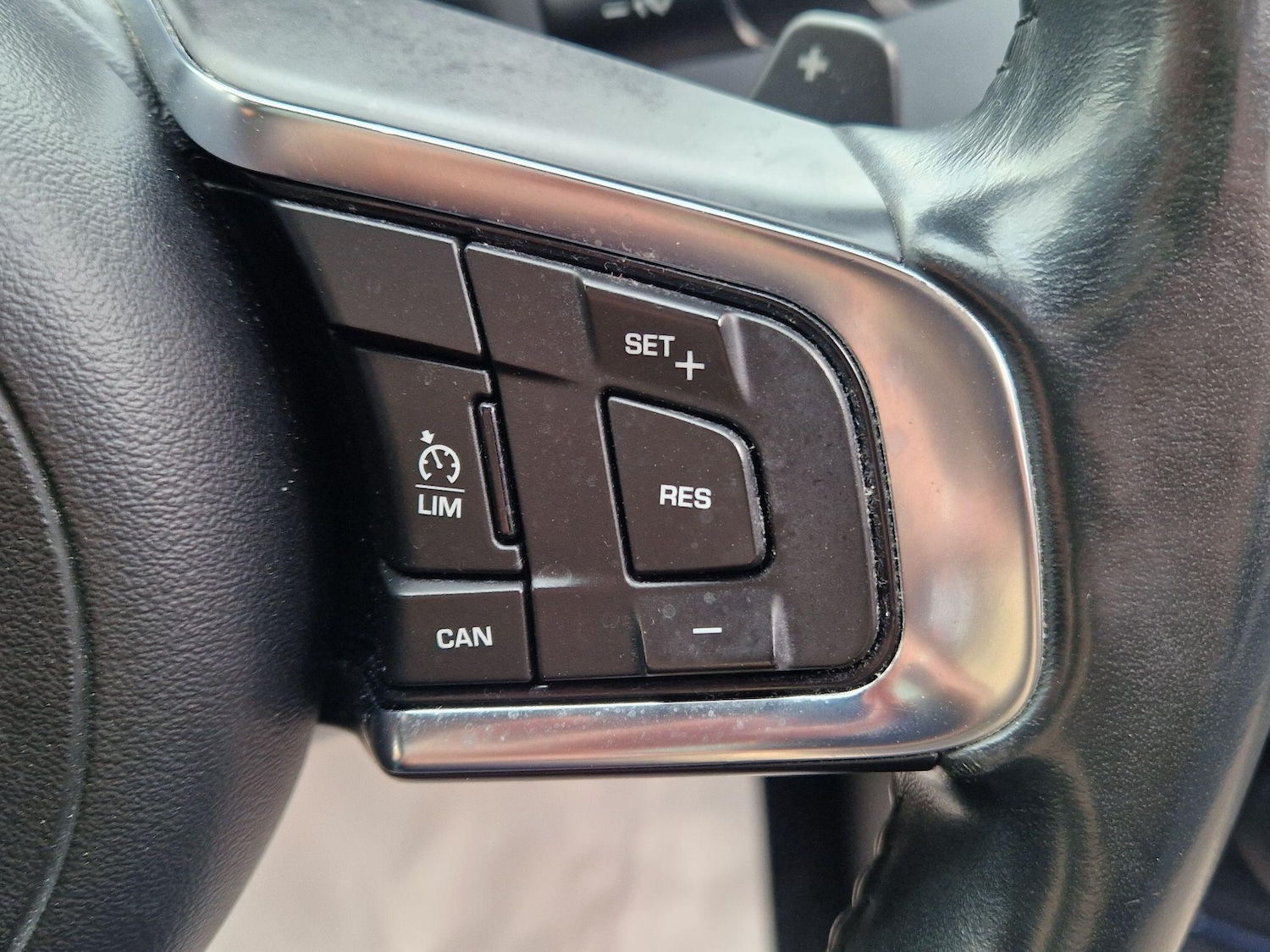 Used Jaguar F-Pace 2016 for sale - 77657925: Photo 51