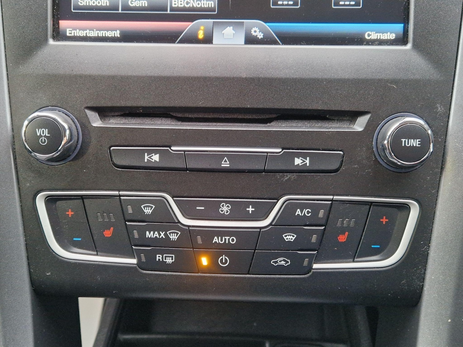 Used Ford Mondeo 2016 for sale - 78100587: Photo 48