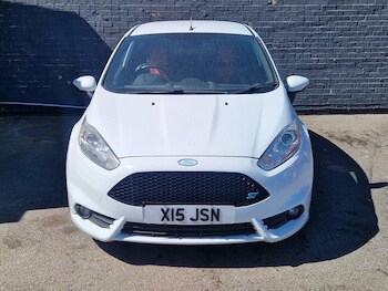 Used Ford Fiesta 2015 for sale - 78430030: Photo