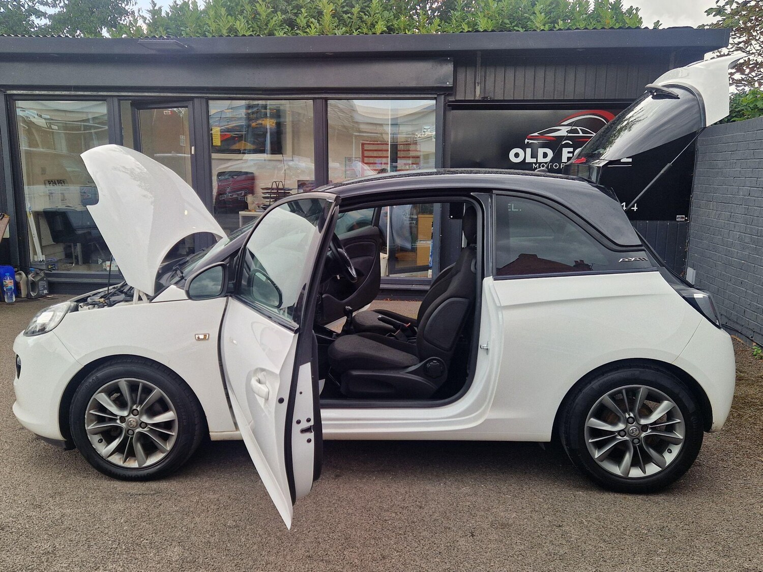 Used Vauxhall ADAM 2015 for sale - 76781268: Photo 15