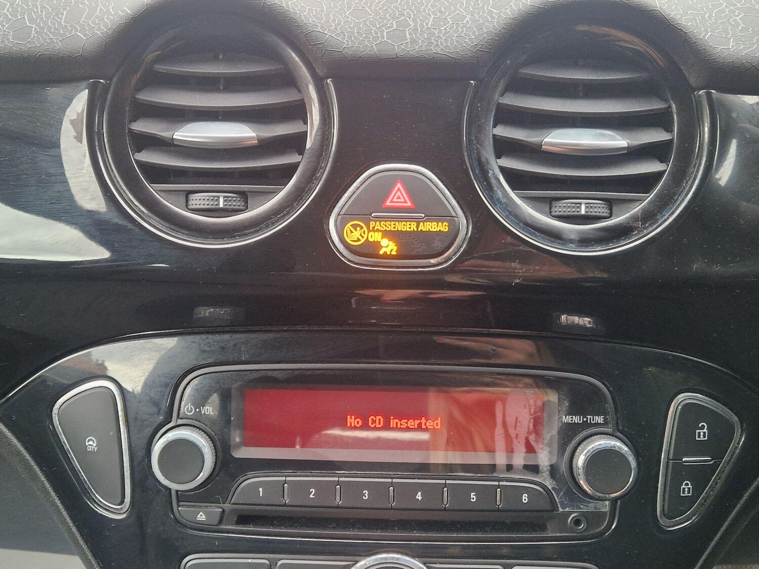 Used Vauxhall ADAM 2015 for sale - 76781268: Photo 27