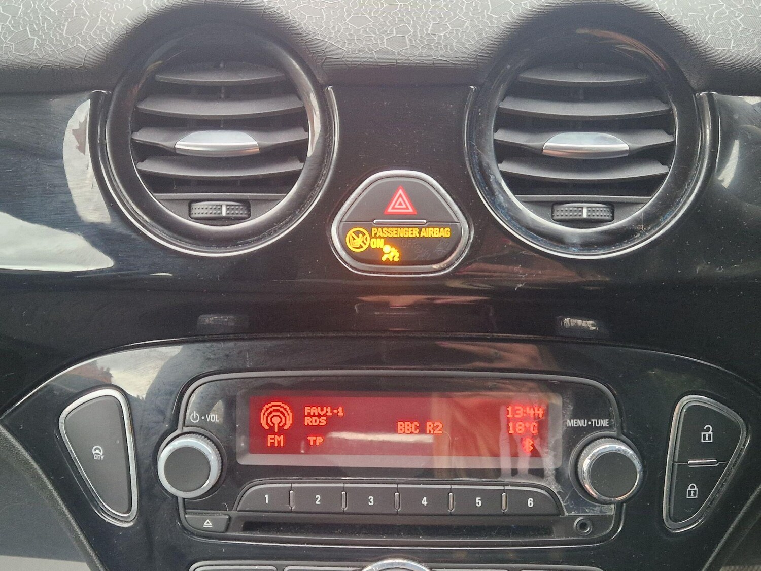 Used Vauxhall ADAM 2015 for sale - 76781268: Photo 42