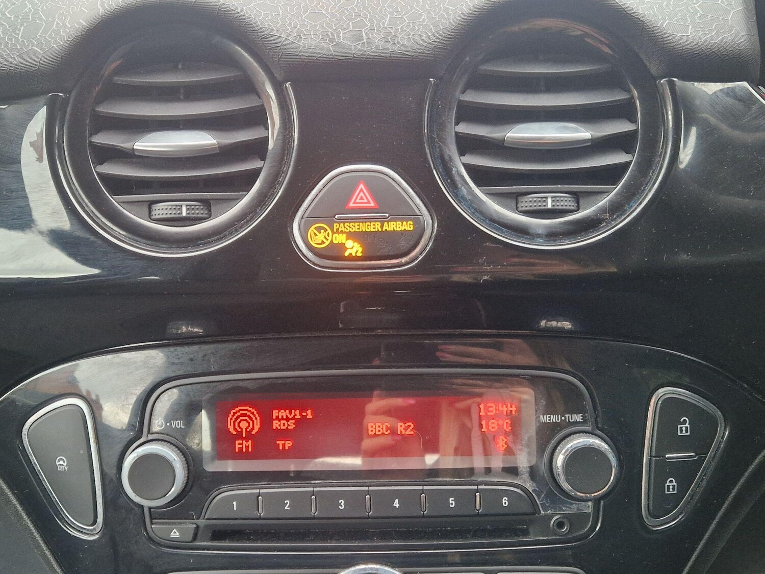 Used Vauxhall ADAM 2015 for sale - 76781268: Photo 44