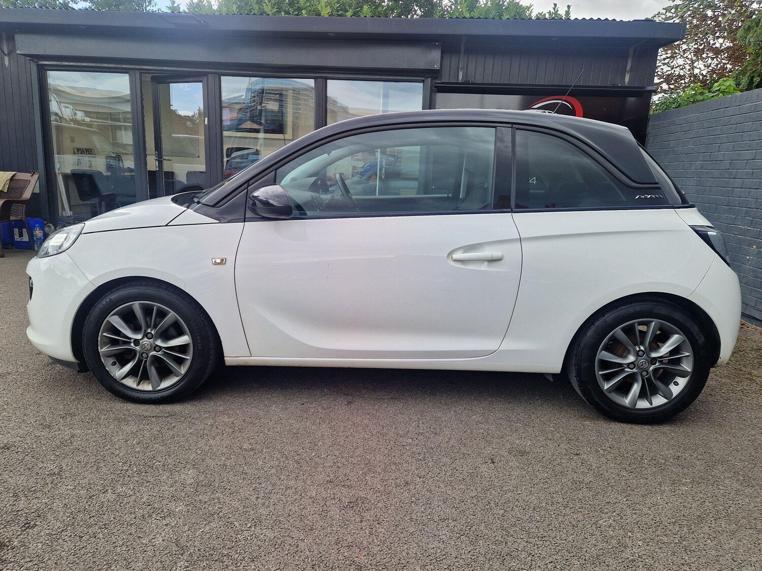 Used Vauxhall ADAM 2015 for sale - 76781268: Photo 6