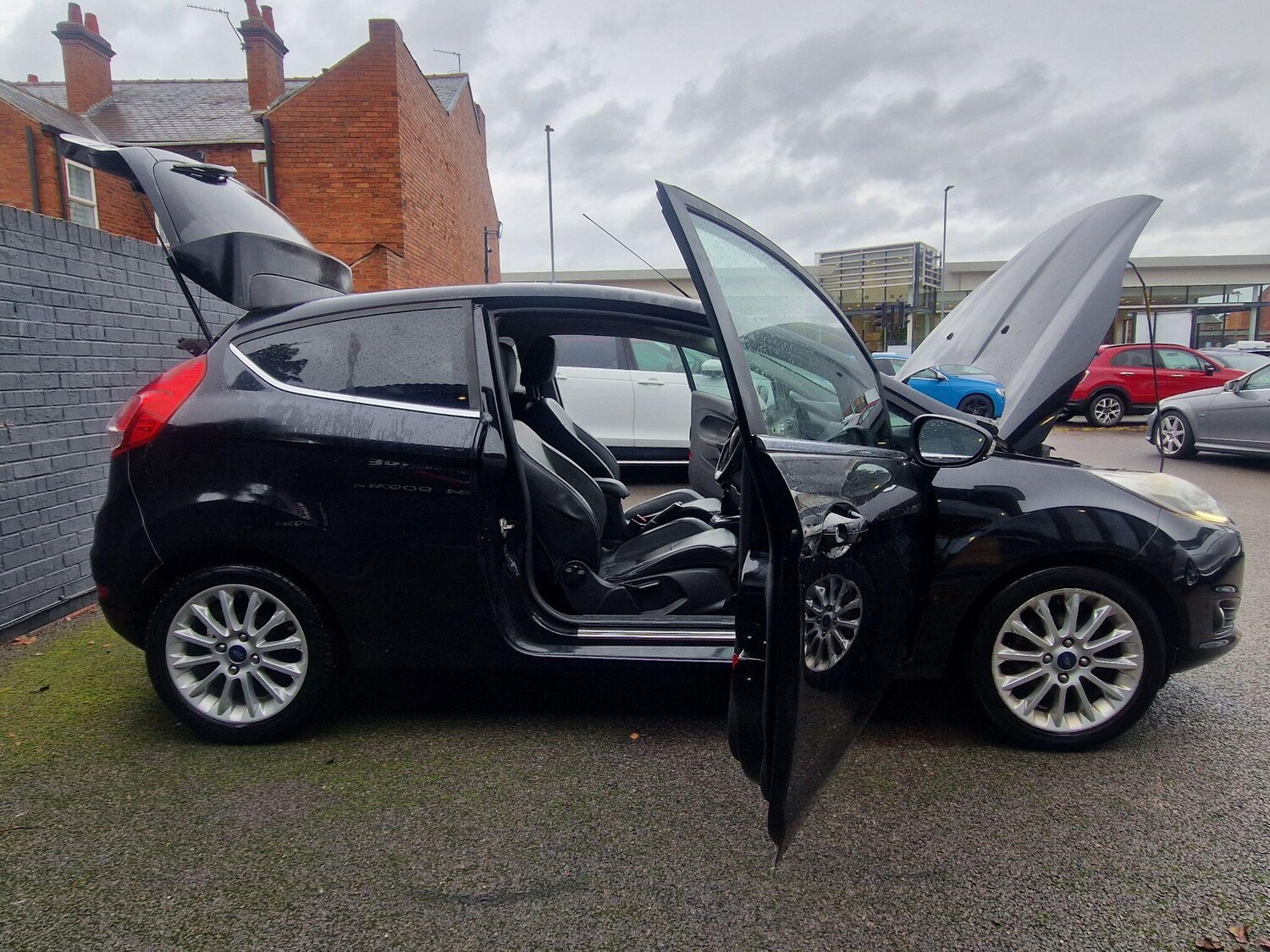 Used Ford Fiesta 2013 for sale - 76781921: Photo 21