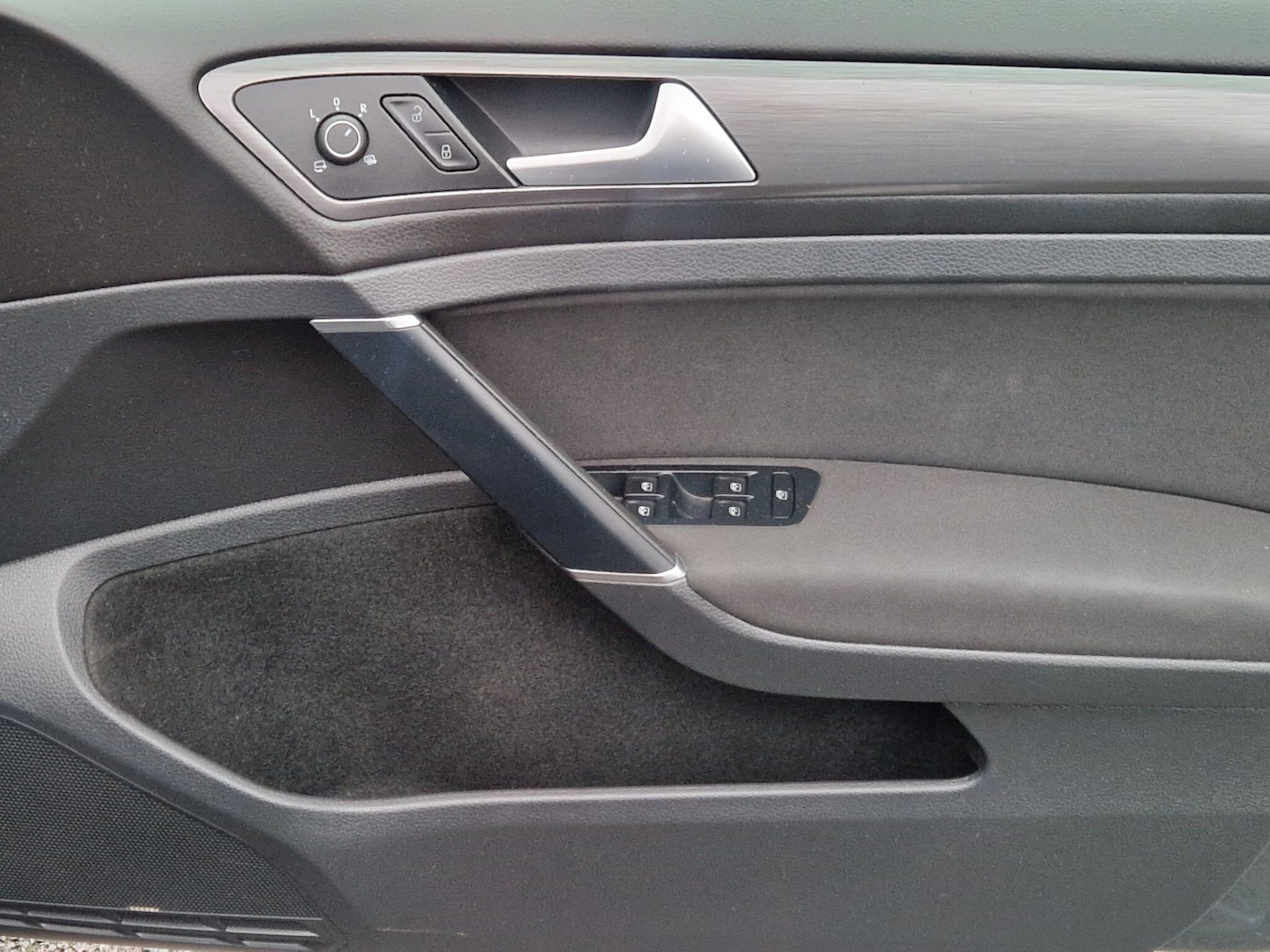 Used Volkswagen Golf 2020 for sale - 76824943: Photo 31