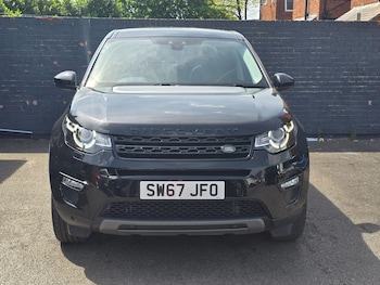 Used Land Rover Discovery Sport 2017 for sale - 78684567: Photo