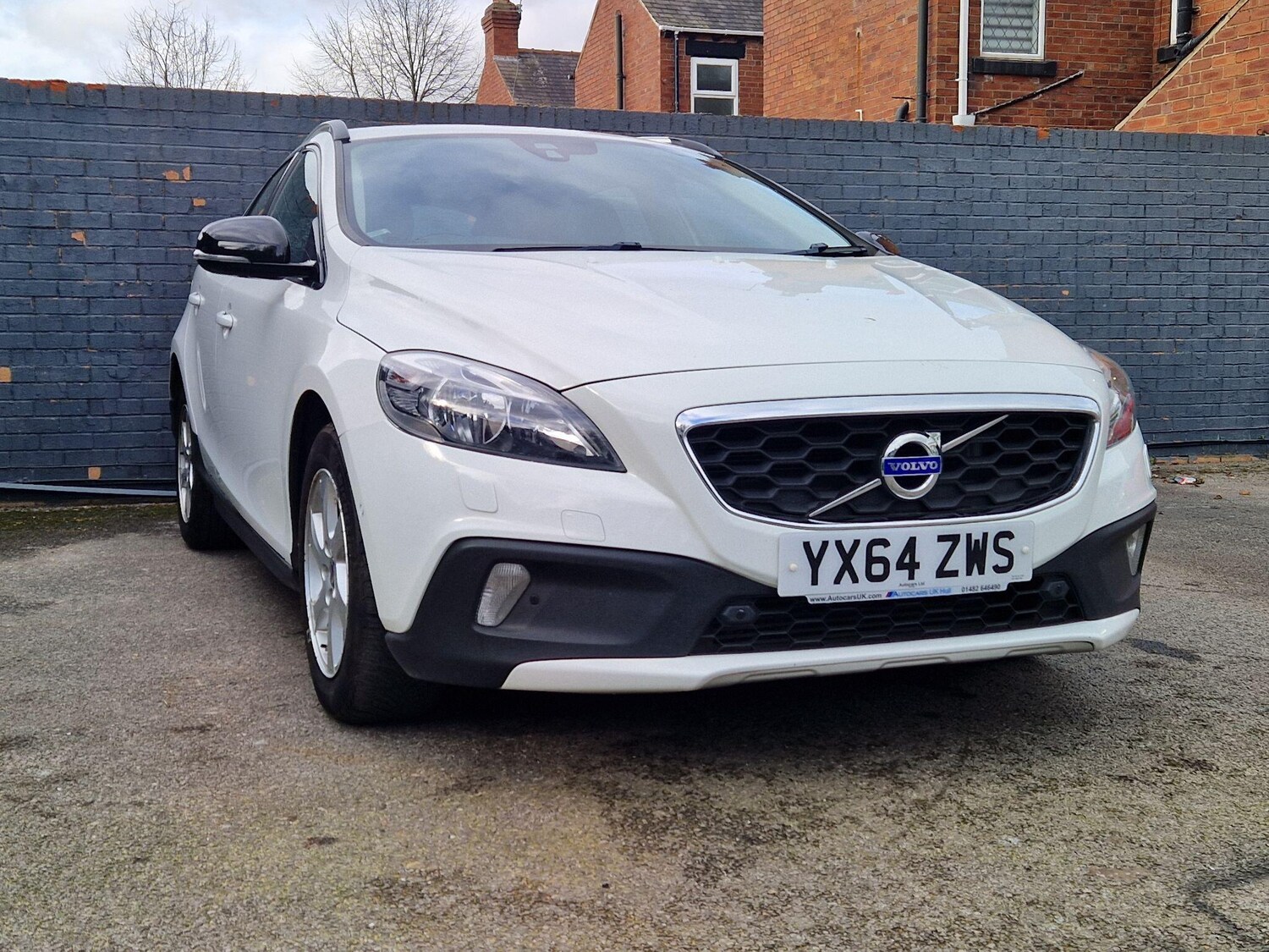 Used Volvo V40 Cross Country for sale - 77657626: Photo 17