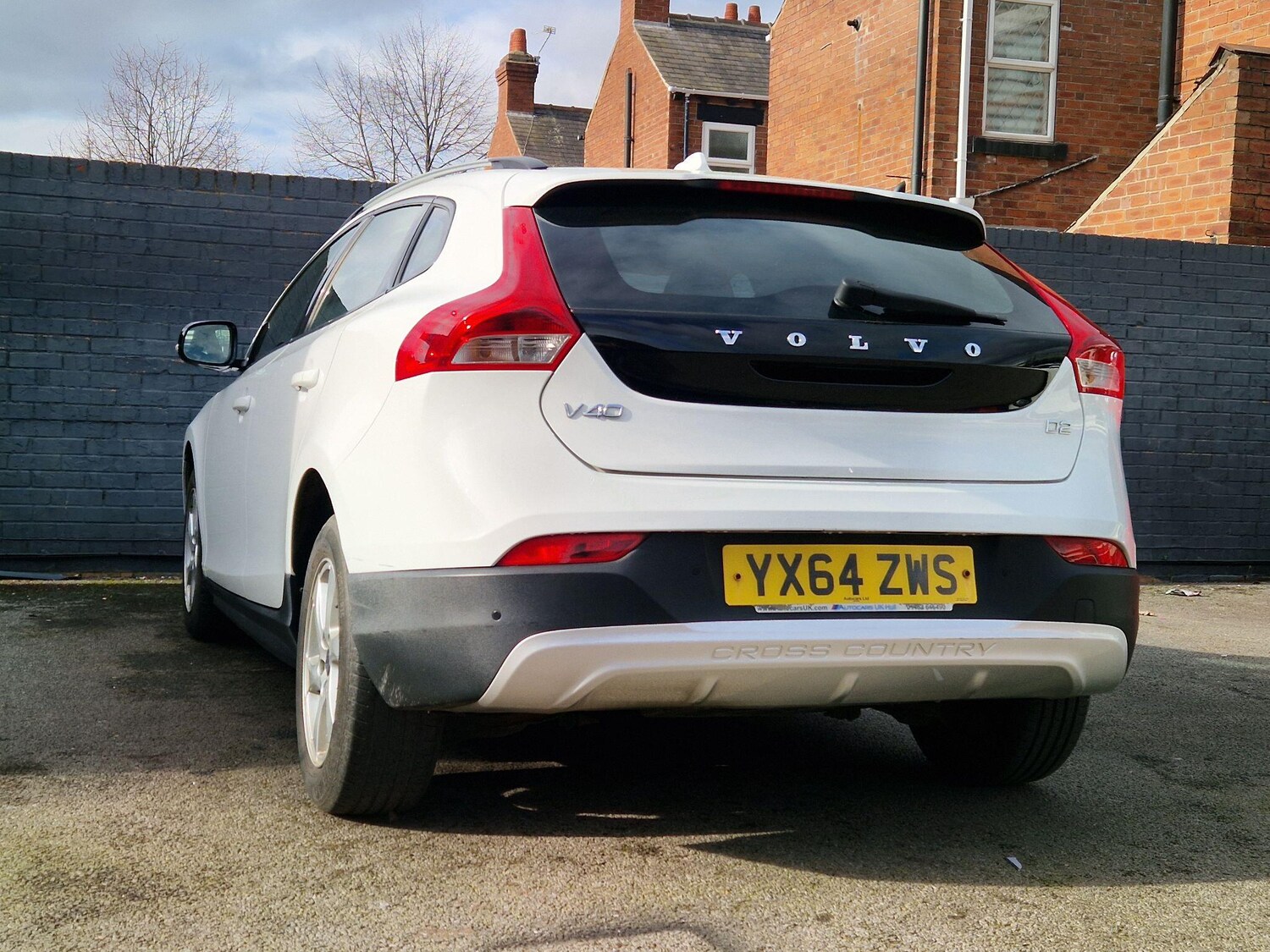 Used Volvo V40 Cross Country for sale - 77657626: Photo 24