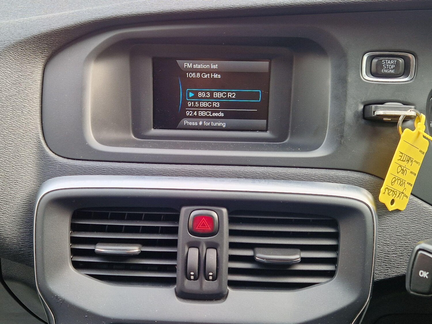 Used Volvo V40 Cross Country for sale - 77657626: Photo 28