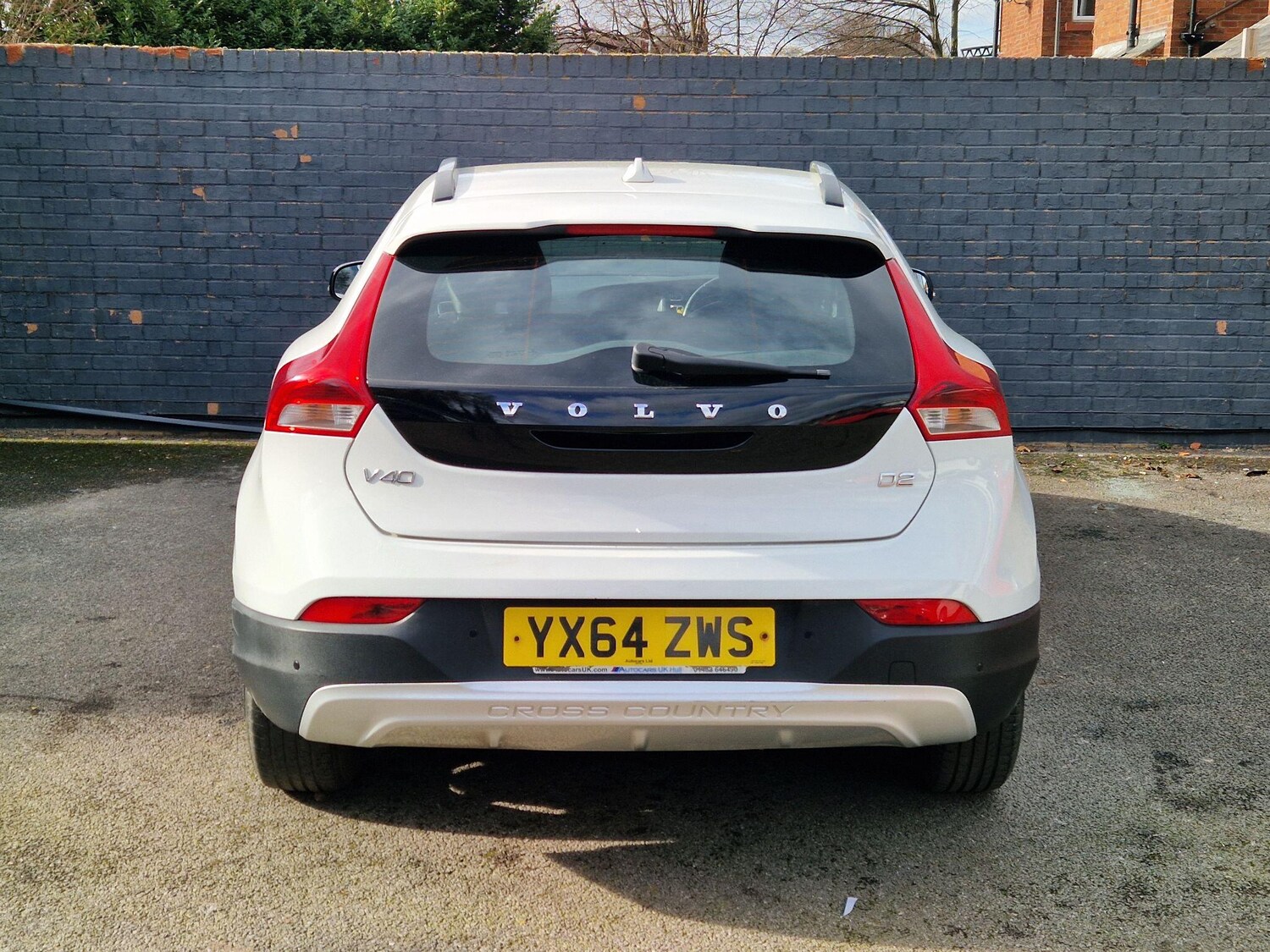 Used Volvo V40 Cross Country for sale - 77657626: Photo 9