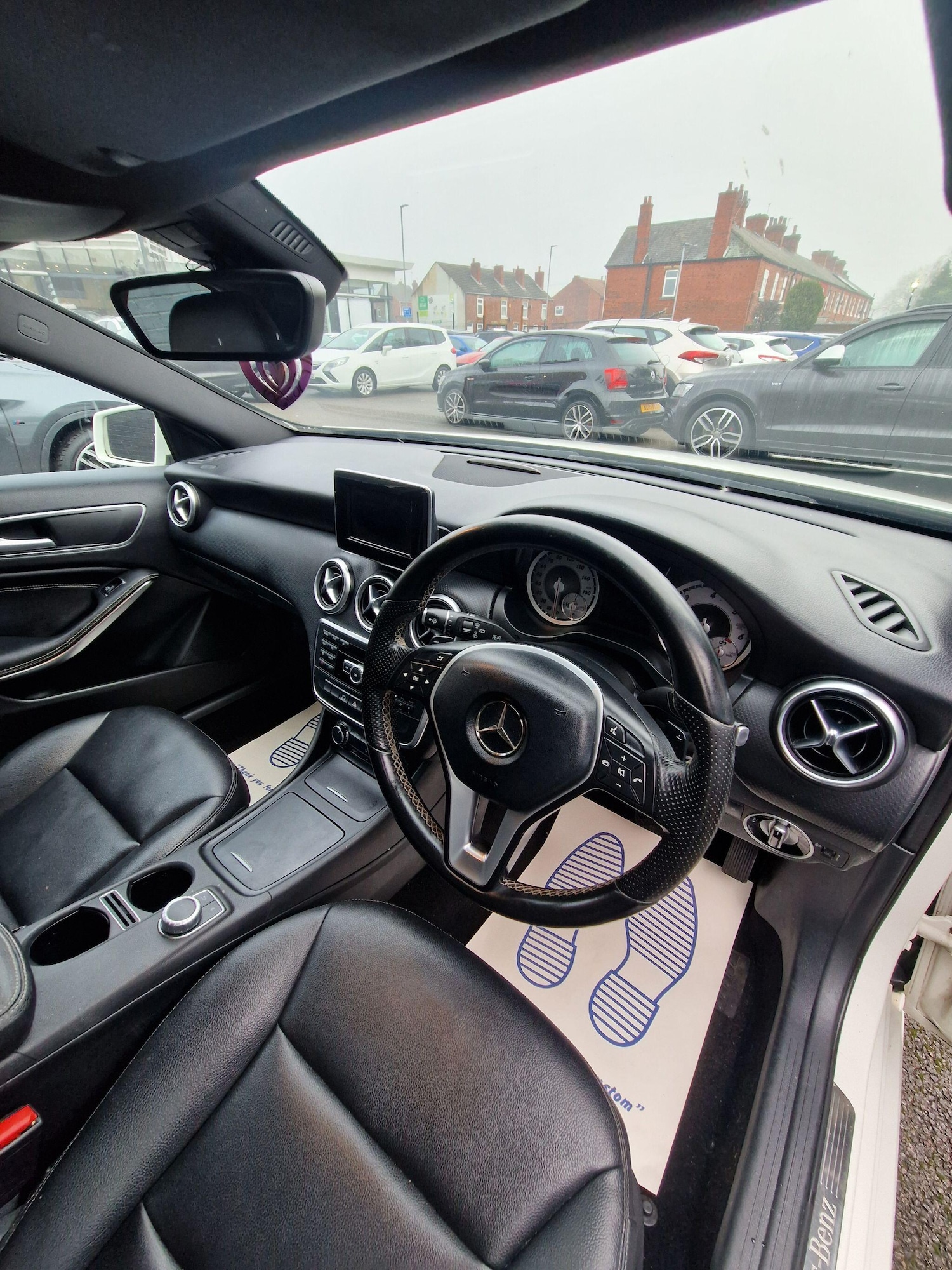 Used Mercedes-Benz A-Class 2015 for sale - 77387599: Photo 30