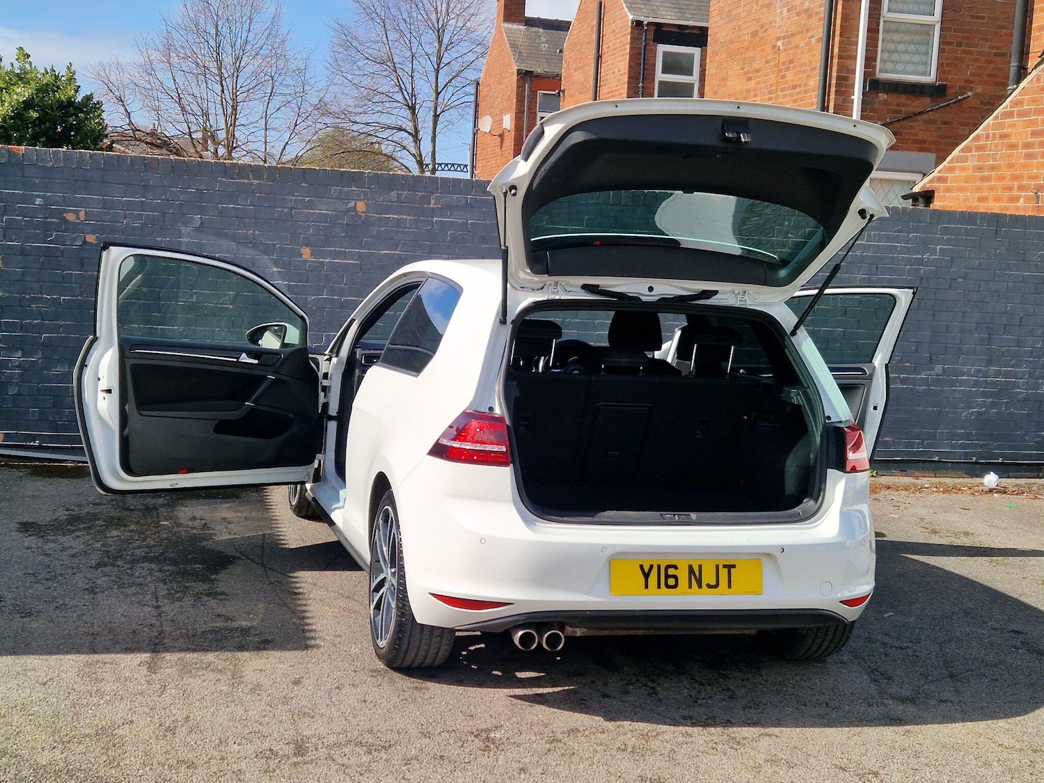 Used Volkswagen Golf 2014 for sale - 78072935: Photo 19