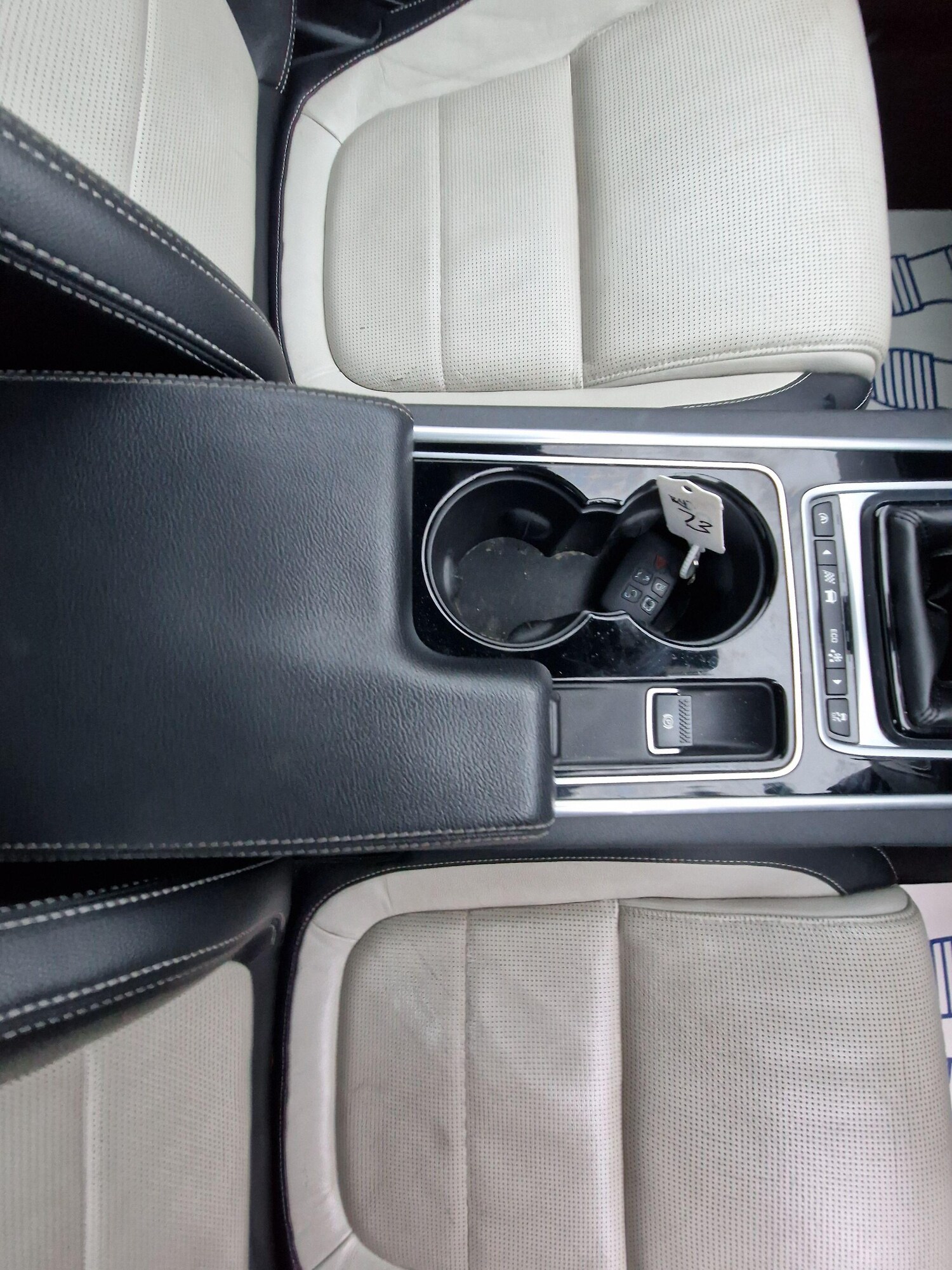 Used Jaguar XE for sale - 77509902: Photo 29