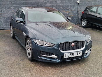 Used Jaguar XE 2015 for sale - 77509902: Photo