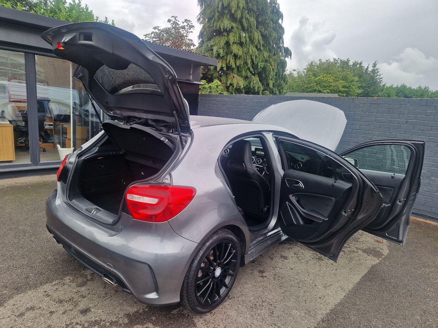 Used Mercedes-Benz A-Class 2014 for sale - 77015468: Photo 21